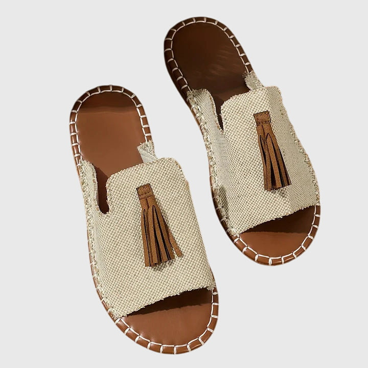 Nathalie | Bohemiska sandaler med pompoms