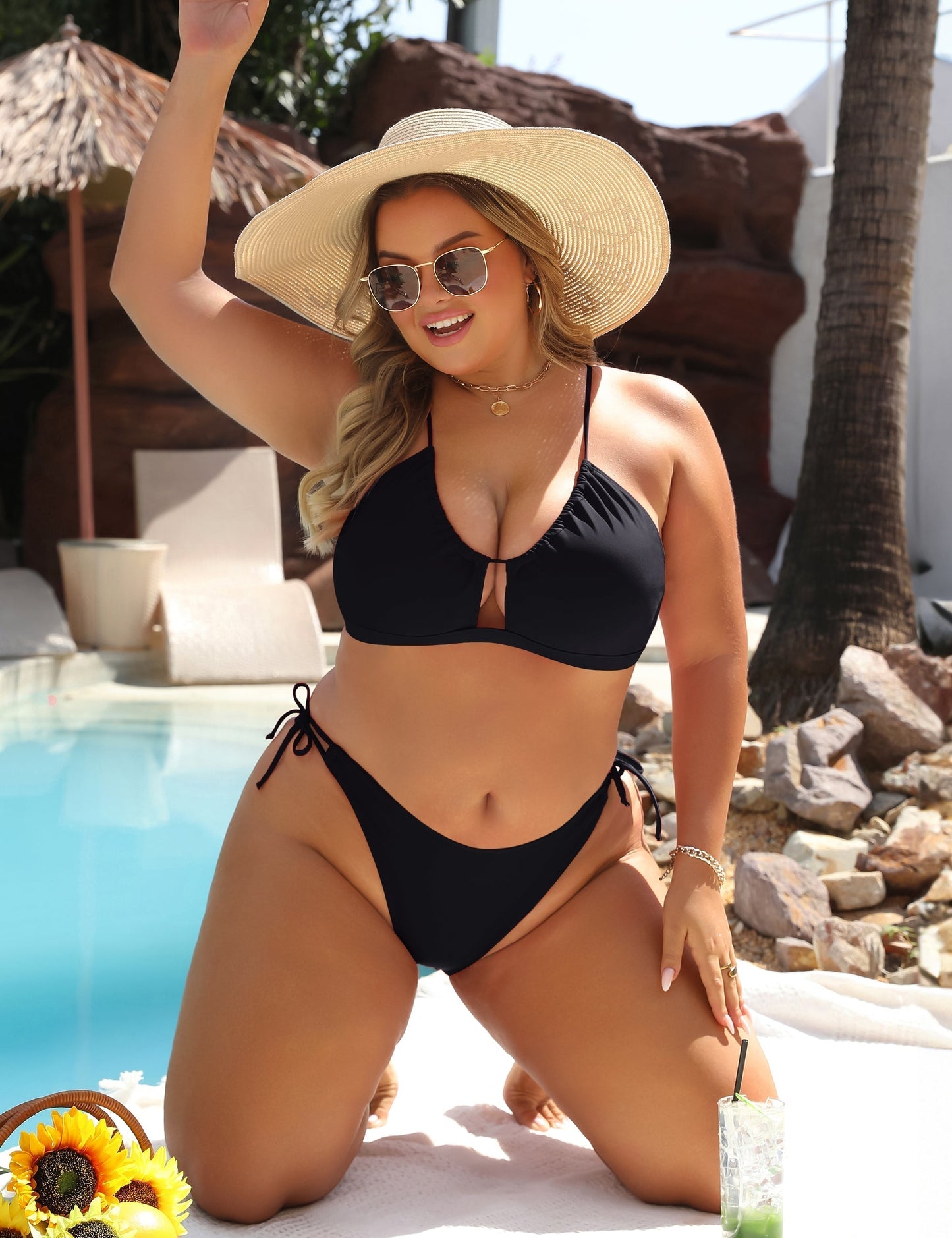 Christina | Justerbart bikinikit som slimmar figuren