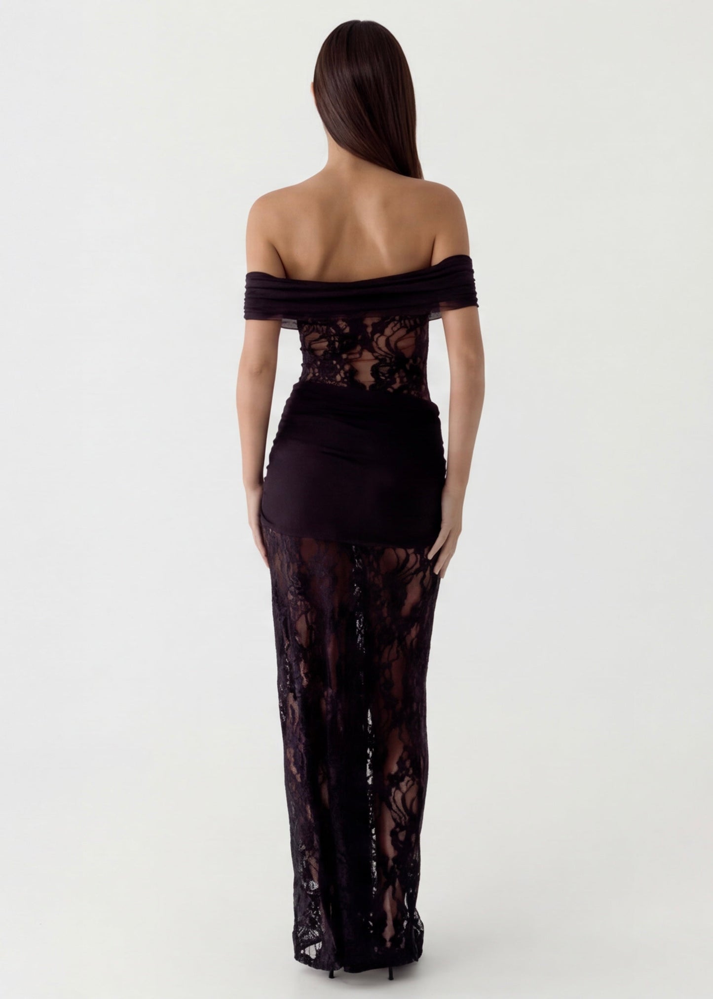 ALMA | Lace Gown Maxi