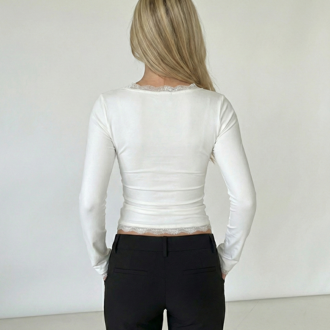 ALMA | Lace Trim Top