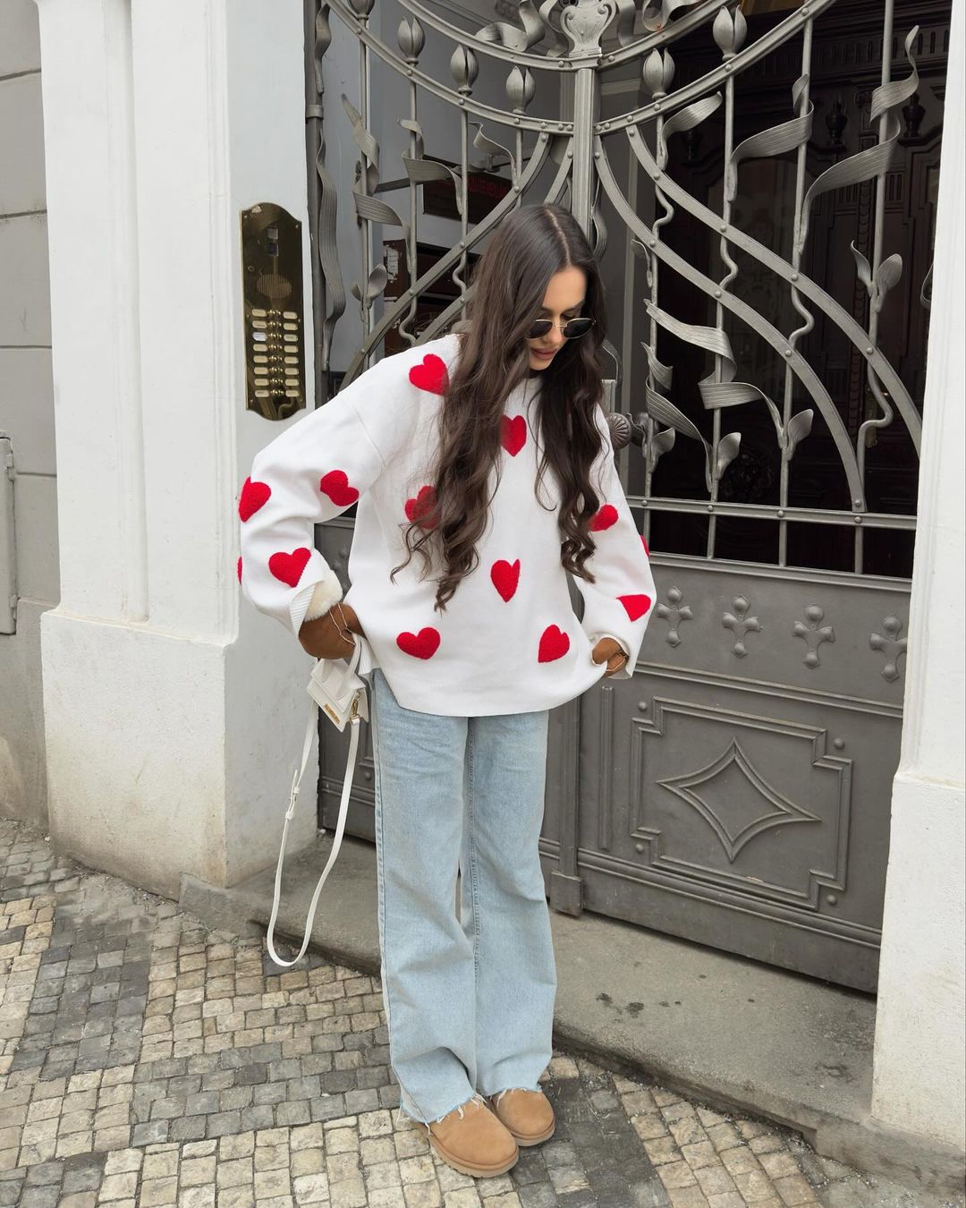 ALMA | Love Sweater