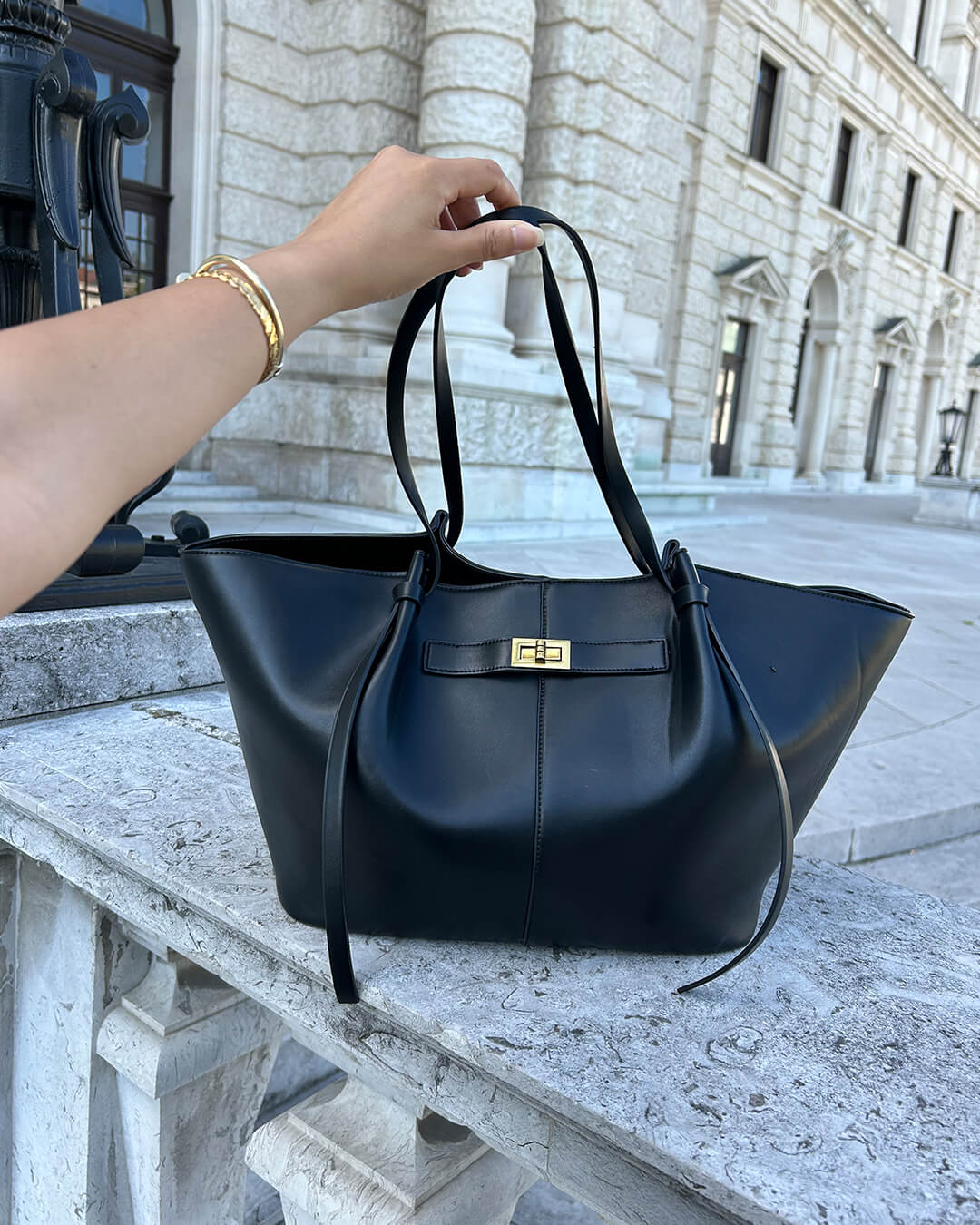 ALMA | Luxe Curve Shopper