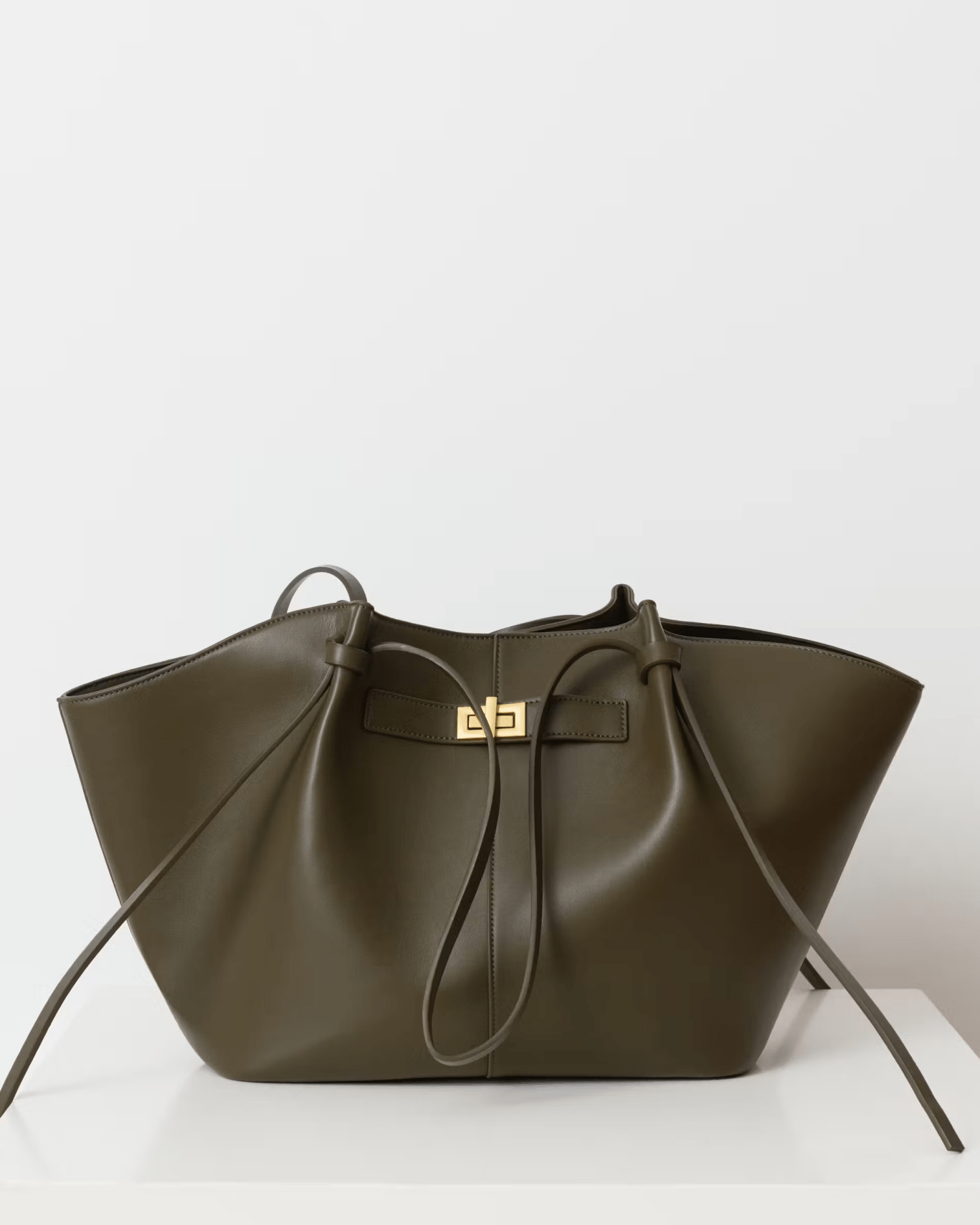 ALMA | Luxe Curve Shopper